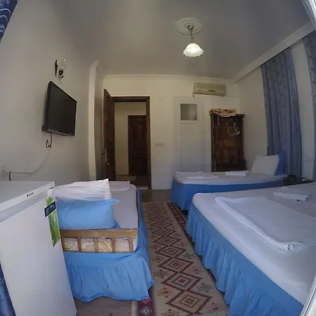 Akkin בית הארחה 3*